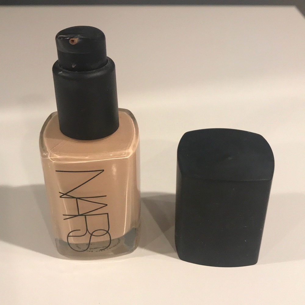NARS Cosmetics Foundation